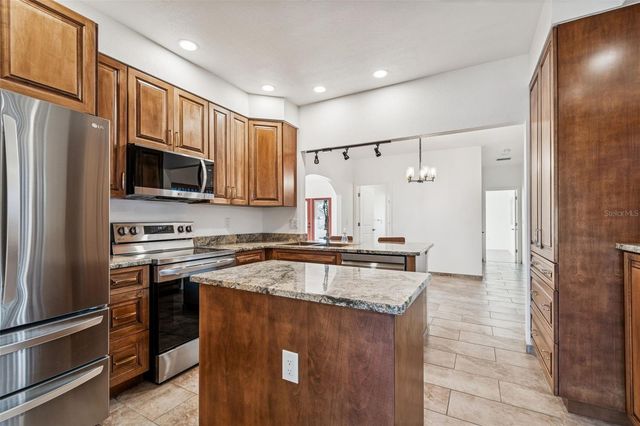 4527 HAINES ROAD N, St Petersburg, FL 33714