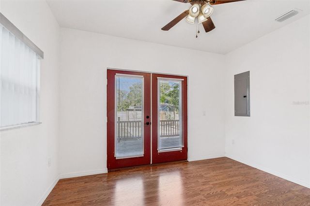 4527 HAINES ROAD N, St Petersburg, FL 33714