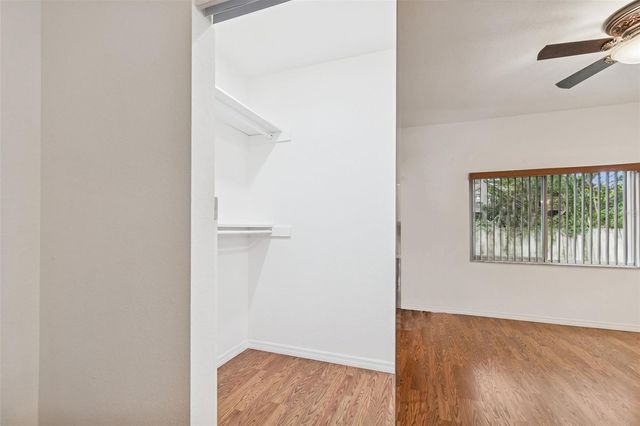 4527 HAINES ROAD N, St Petersburg, FL 33714