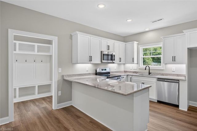 427 Garland Drive, Lexington, NC 27295