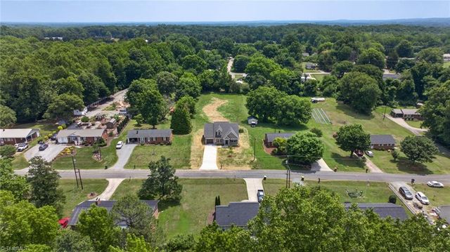 427 Garland Drive, Lexington, NC 27295