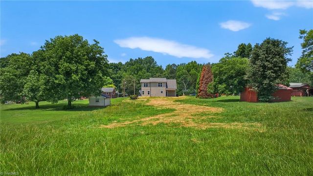 427 Garland Drive, Lexington, NC 27295