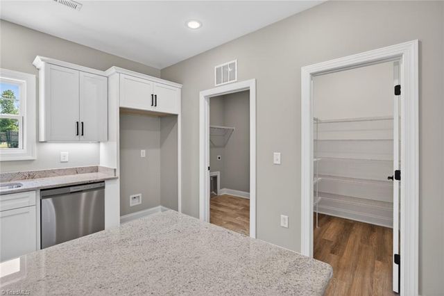 427 Garland Drive, Lexington, NC 27295