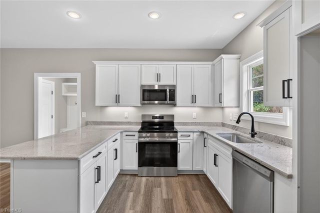 427 Garland Drive, Lexington, NC 27295