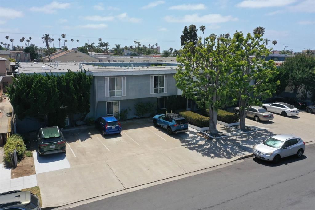 4935 Niagara Avenue, San Diego, CA 92107 — exterior