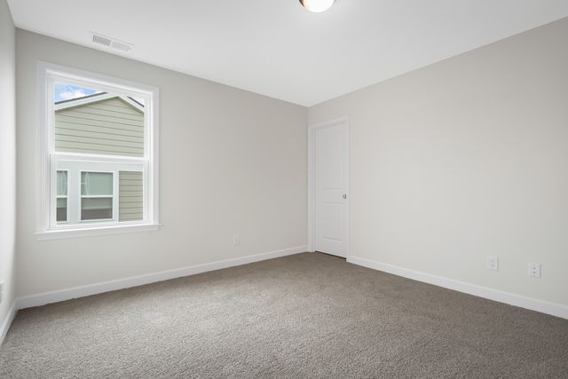 1925 Hildebrand Lane, Columbia, TN 38401