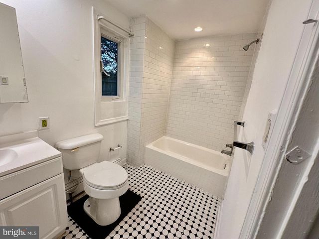 476 KRAMS AVE, Philadelphia, PA 19128