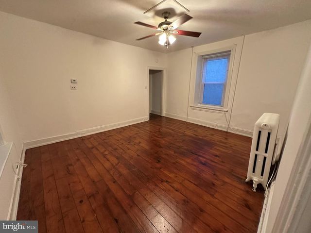 476 KRAMS AVE, Philadelphia, PA 19128