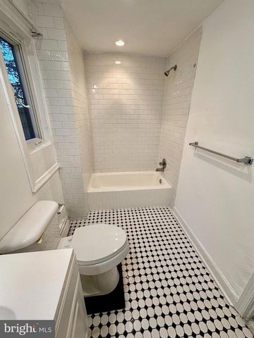 476 KRAMS AVE, Philadelphia, PA 19128
