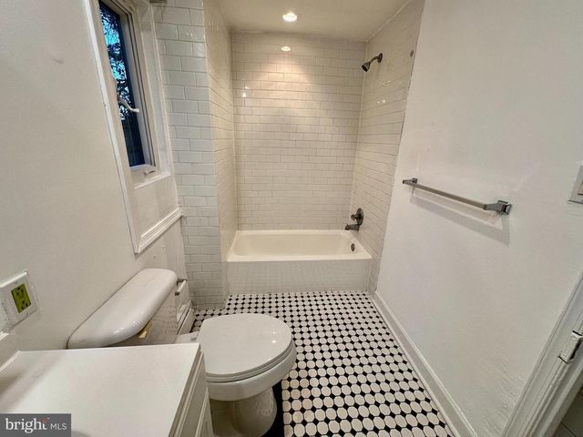 476 KRAMS AVE, Philadelphia, PA 19128