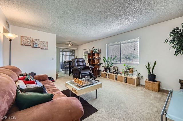 1420 Vegas Valley Drive 22, Las Vegas, NV 89169