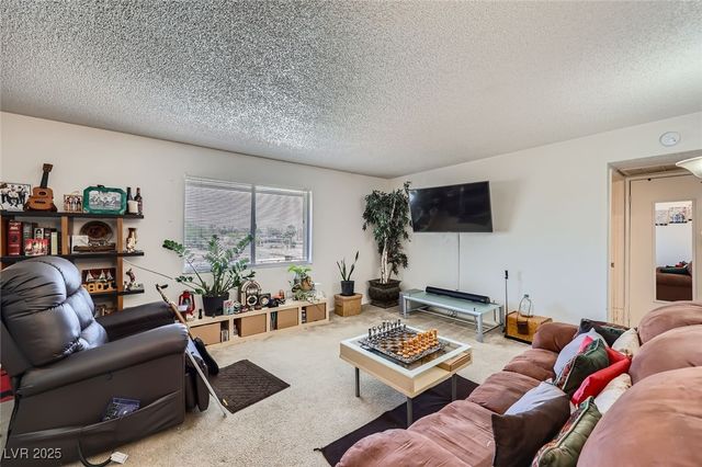 1420 Vegas Valley Drive 22, Las Vegas, NV 89169