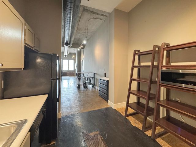 408 S Front St Apt 507, Memphis, TN 38103