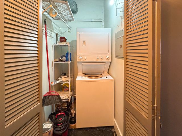 408 S Front St Apt 507, Memphis, TN 38103