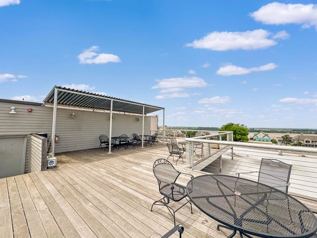 408 S Front St Apt 507, Memphis, TN 38103