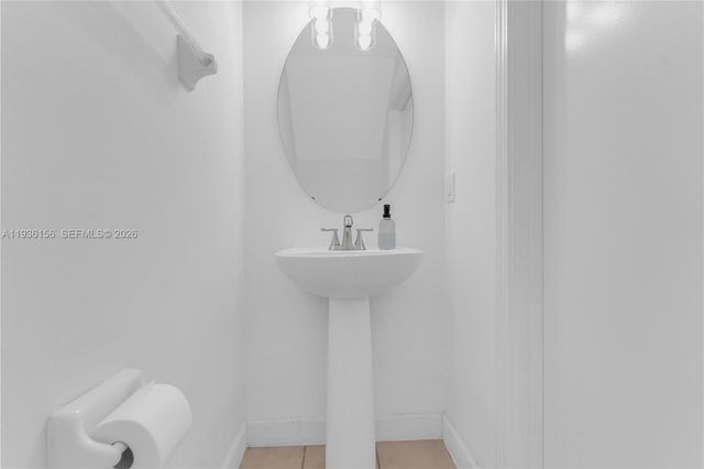 3325 Cabaret Ln, Margate, FL 33063