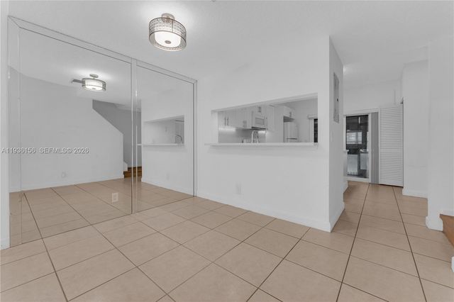 3325 Cabaret Ln, Margate, FL 33063