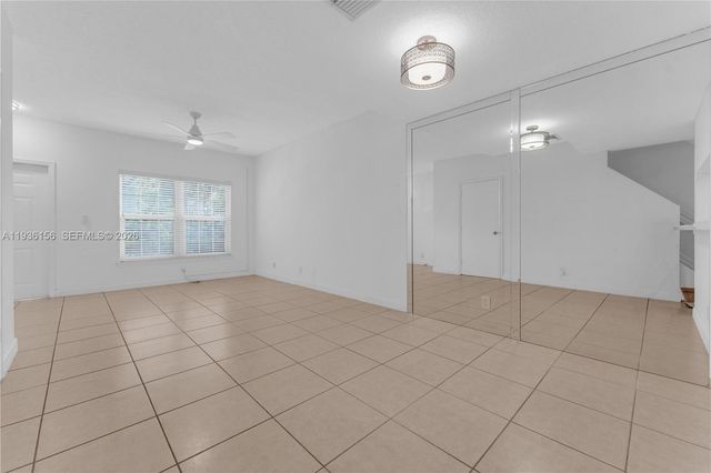 3325 Cabaret Ln, Margate, FL 33063