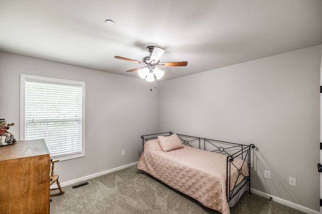 1364 Eastland Dr, Ashland City, TN 37015