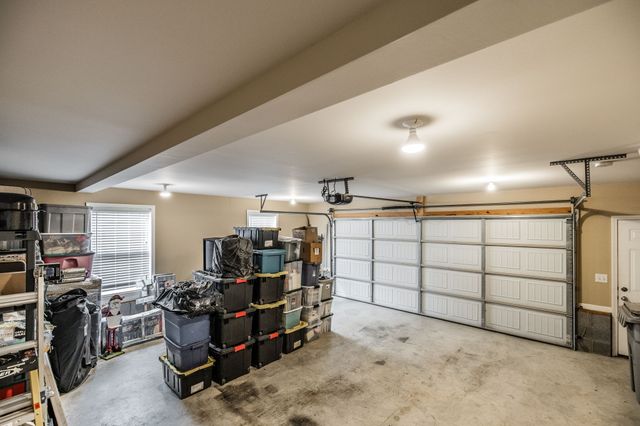1364 Eastland Dr, Ashland City, TN 37015