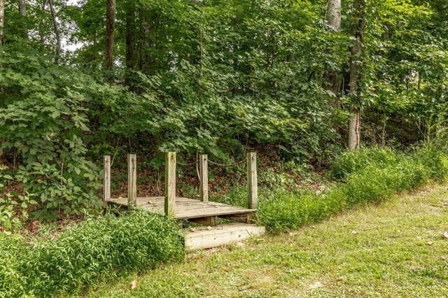 1364 Eastland Dr, Ashland City, TN 37015