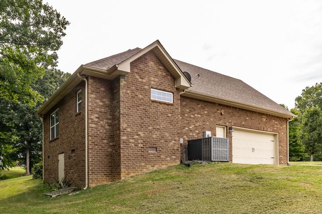 1364 Eastland Dr, Ashland City, TN 37015