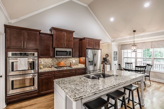 1364 Eastland Dr, Ashland City, TN 37015