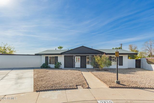 2319 W WETHERSFIELD Road, Phoenix, AZ 85029
