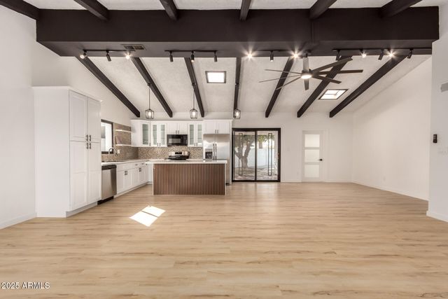 2319 W WETHERSFIELD Road, Phoenix, AZ 85029