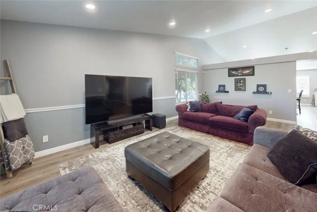 1805 Whispering Oaks Drive, Yuba City, CA 95991