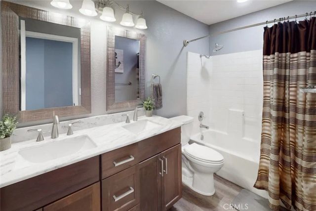 1805 Whispering Oaks Drive, Yuba City, CA 95991