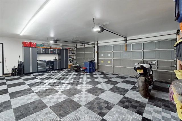 1805 Whispering Oaks Drive, Yuba City, CA 95991