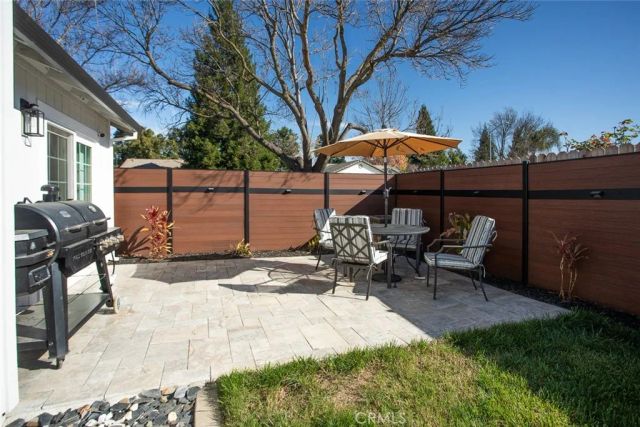 1805 Whispering Oaks Drive, Yuba City, CA 95991