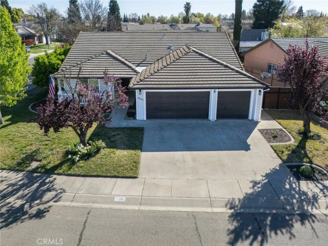 1805 Whispering Oaks Drive, Yuba City, CA 95991