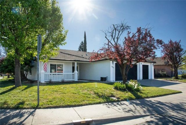 1805 Whispering Oaks Drive, Yuba City, CA 95991