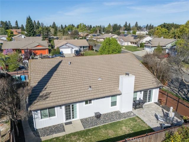 1805 Whispering Oaks Drive, Yuba City, CA 95991