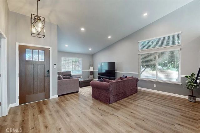 1805 Whispering Oaks Drive, Yuba City, CA 95991