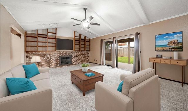 1721 Beverly Avenue, Clovis, CA 93611