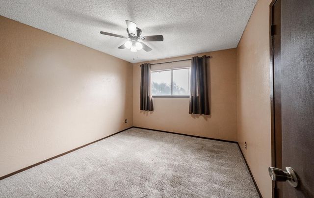 1721 Beverly Avenue, Clovis, CA 93611