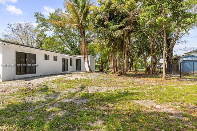 14171 SW 37th Ct, Davie, FL 33330