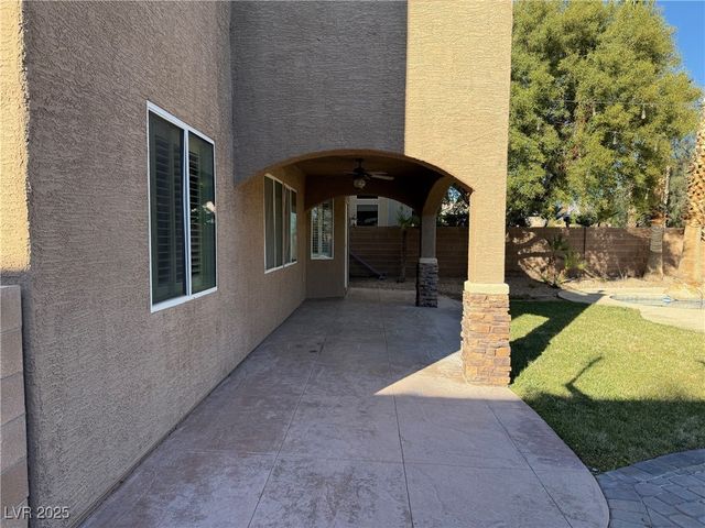 8234 Moapa Water Street, Las Vegas, NV 89131