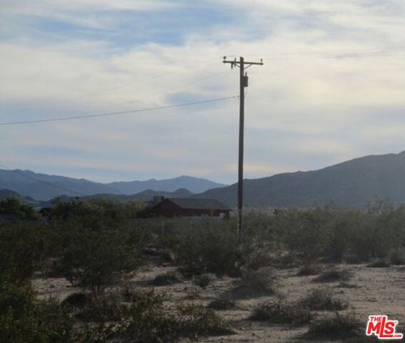0 Stonehill Polaris Avenue, Joshua Tree, CA 92252