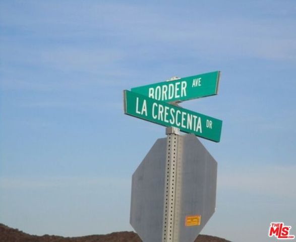 0 Stonehill Polaris Avenue, Joshua Tree, CA 92252