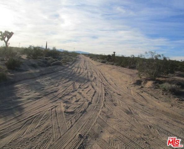 0 Stonehill Polaris Avenue, Joshua Tree, CA 92252
