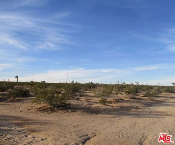 0 Stonehill Polaris Avenue, Joshua Tree, CA 92252