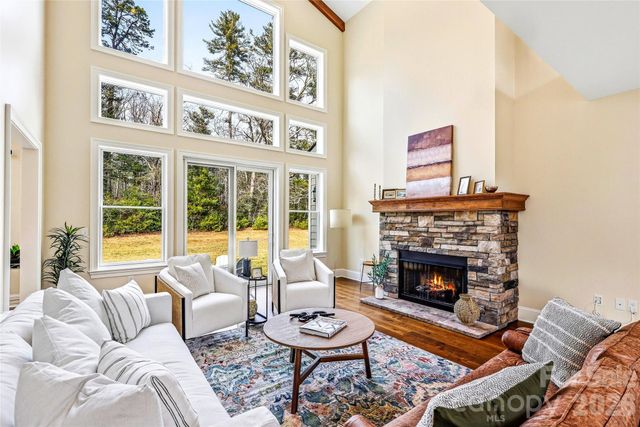 74 Shipman Parkway, Flat Rock, NC 28731