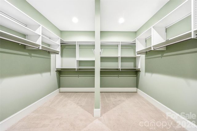 74 Shipman Parkway, Flat Rock, NC 28731