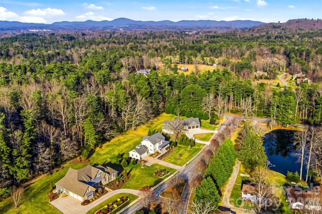 74 Shipman Parkway, Flat Rock, NC 28731