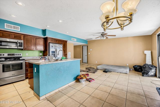 3443 W Northstar Drive, Tucson, AZ 85741