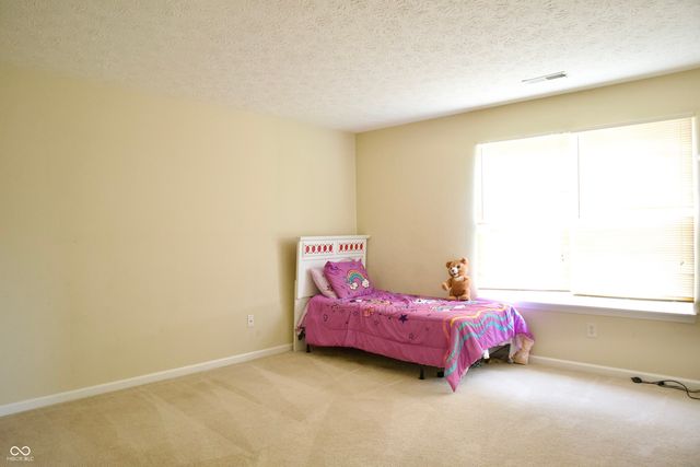 1831 Brook Crossing Way, Indianapolis, IN 46229